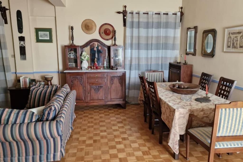 Classic Apartment In Kalamata Exteriör bild