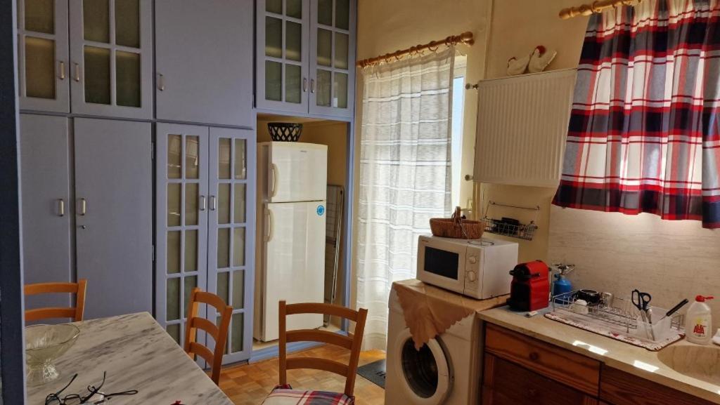 Classic Apartment In Kalamata Exteriör bild
